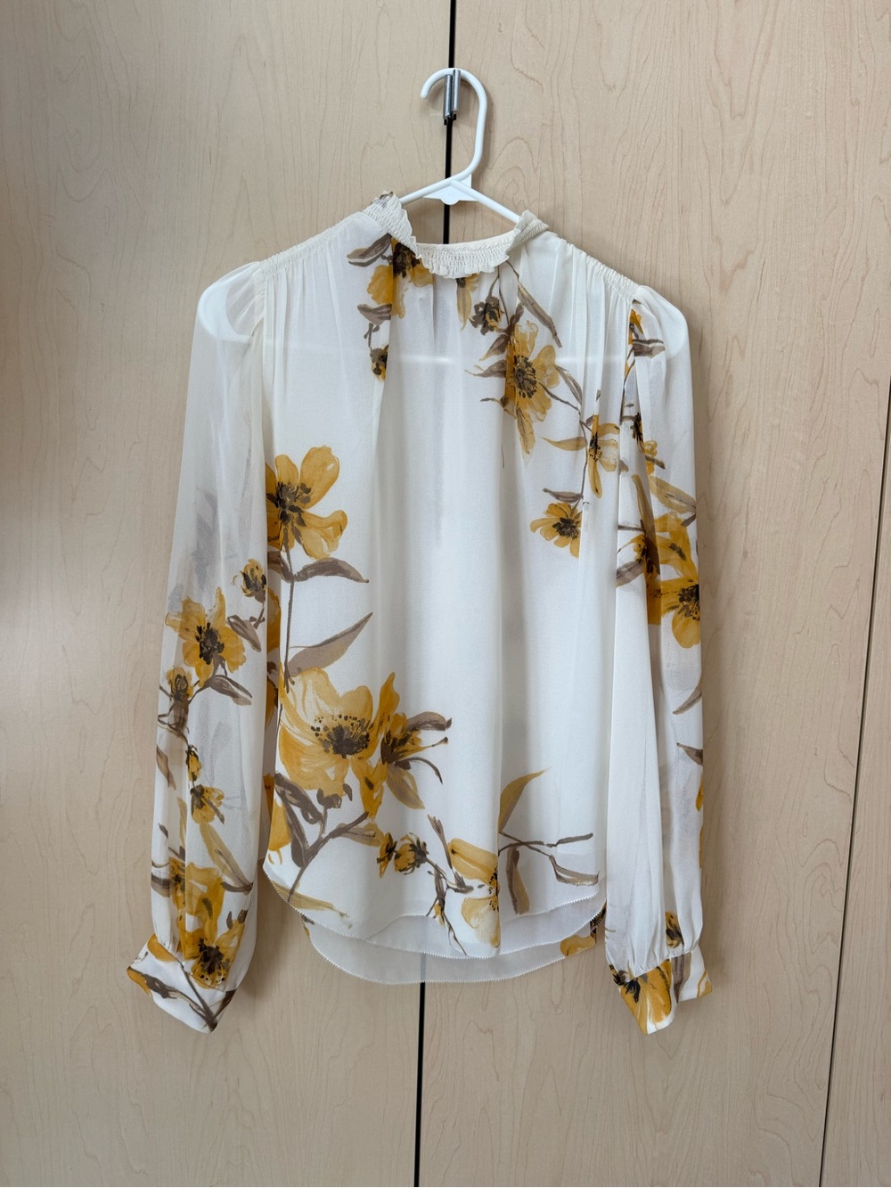Wilfred Aritzia White Floral Long-Sleeve Blouse with Yellow Print